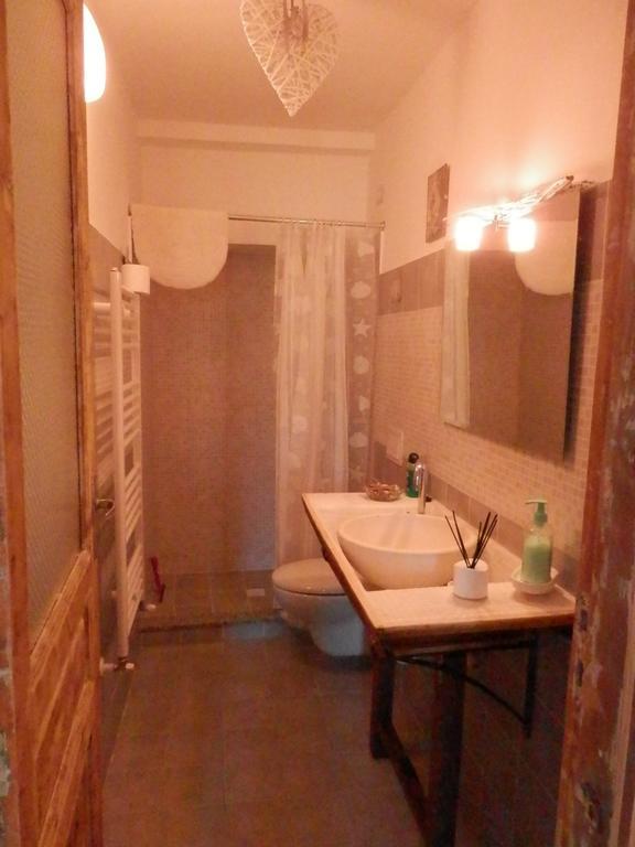 Al Fakhar Bed and Breakfast Ficarra Kamer foto