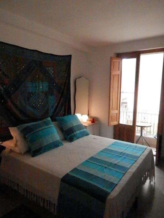 Al Fakhar Bed and Breakfast Ficarra Kamer foto