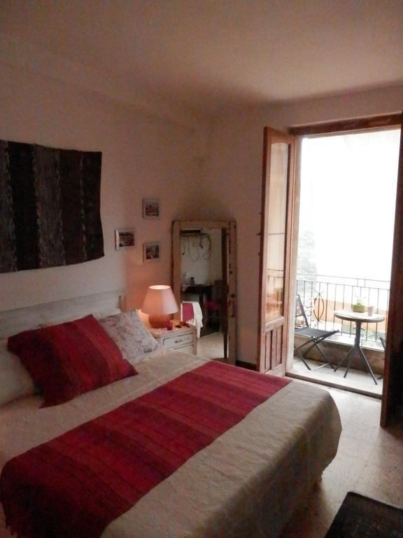 Al Fakhar Bed and Breakfast Ficarra Kamer foto