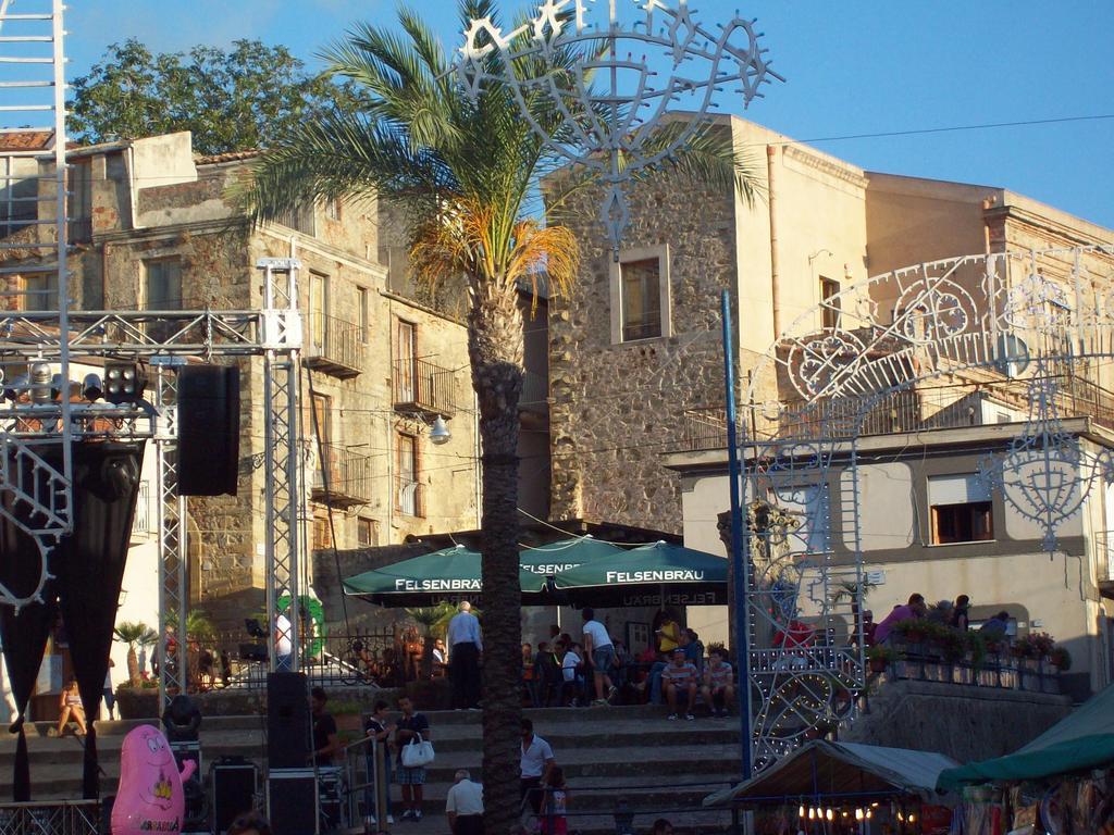 Al Fakhar Bed and Breakfast Ficarra Buitenkant foto